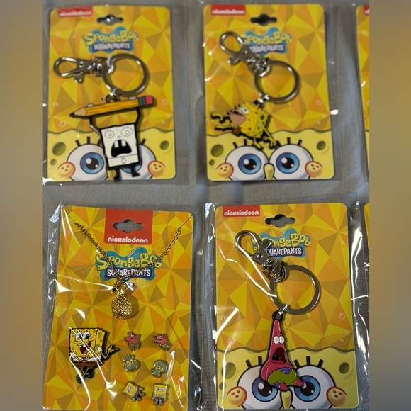 Nickelodeon SpongeBob SquarePants Keychains and Bracelets - Yellow and Red - Picture 3 of 4